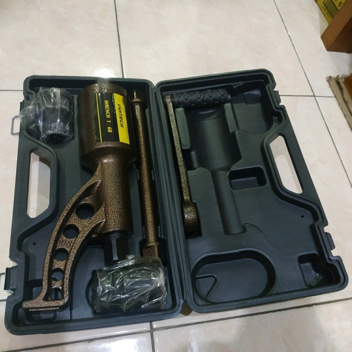 Kunci Roda Impact Pembuka Manual Ban Truck