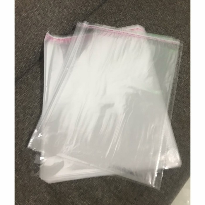 

HRG DISKON PLASTIK OPP SEAL / PLASTIK KEMASAN BAJU 30x40