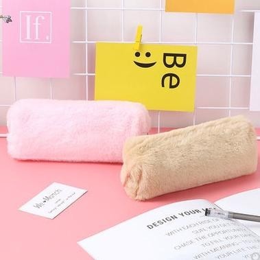 

Beli 2 Murah Tempat Pensil Bulu/ Pouch Make Up Bulu Polos