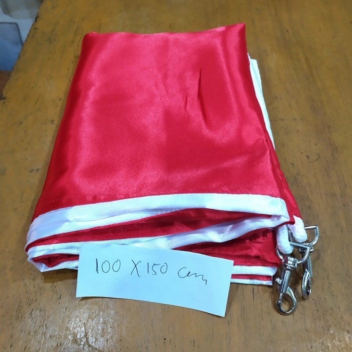 

Terlaris bendera merah putih bahan saten ukuran 100 x 150 cm pakai pengait SALE