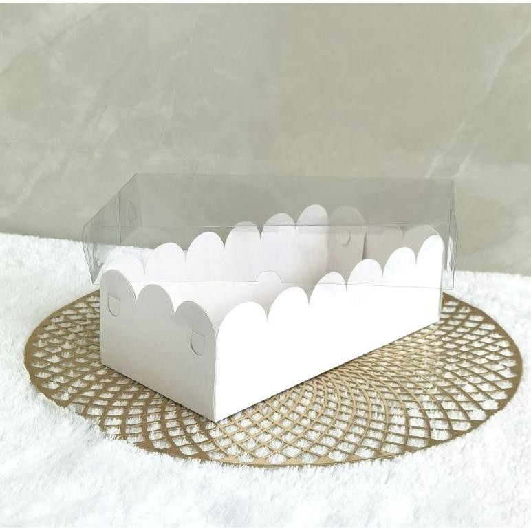 

SD83 BOX MIKA PUTIH - DUS KUE - KOTAK - KARDUS 25x12x8 (ISI : 10 PCS) Premium