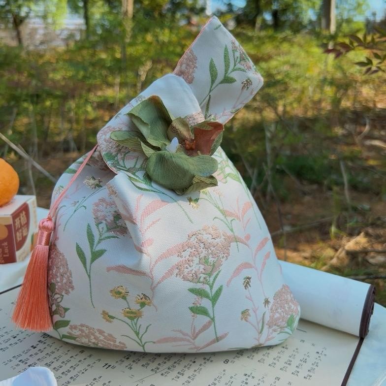 

Oy58 TERMURAH Pouch Hampers Gift Bag Natal Imlek Lebaran Valentine Premium - Tas Kantong Bingkisan - tas souvenir - knot bag Sale