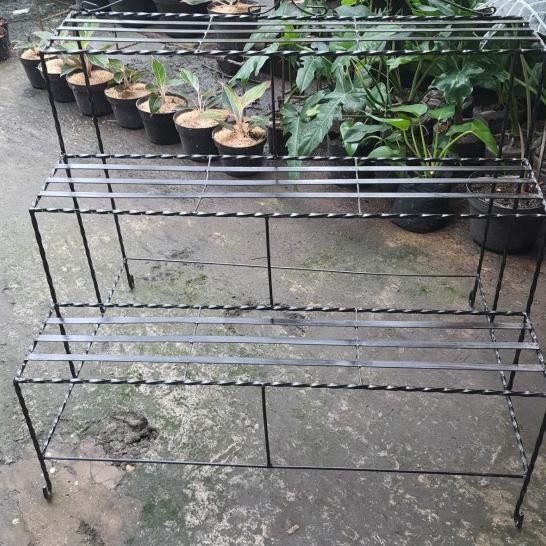 Rak Pot Besi 3 Susun Tanaman - Hitam
