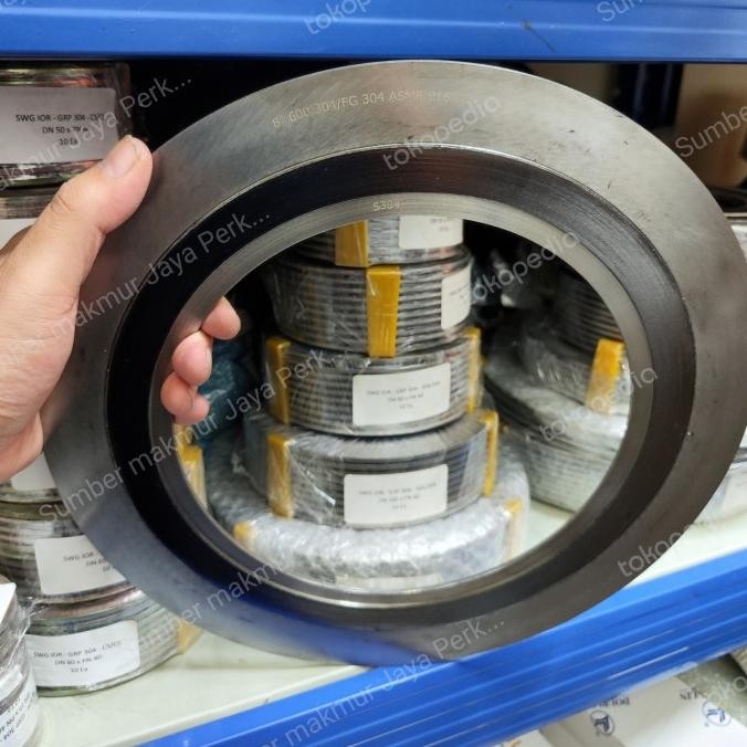 

Spiral Wound Gasket Ansi 600 Ss304 8" Inchi ( Swg # 600 Ss304 )