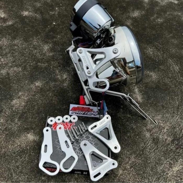 Breket Kupingan Lampu Bulat Model Ninja Cnc Fast Bikes Universal