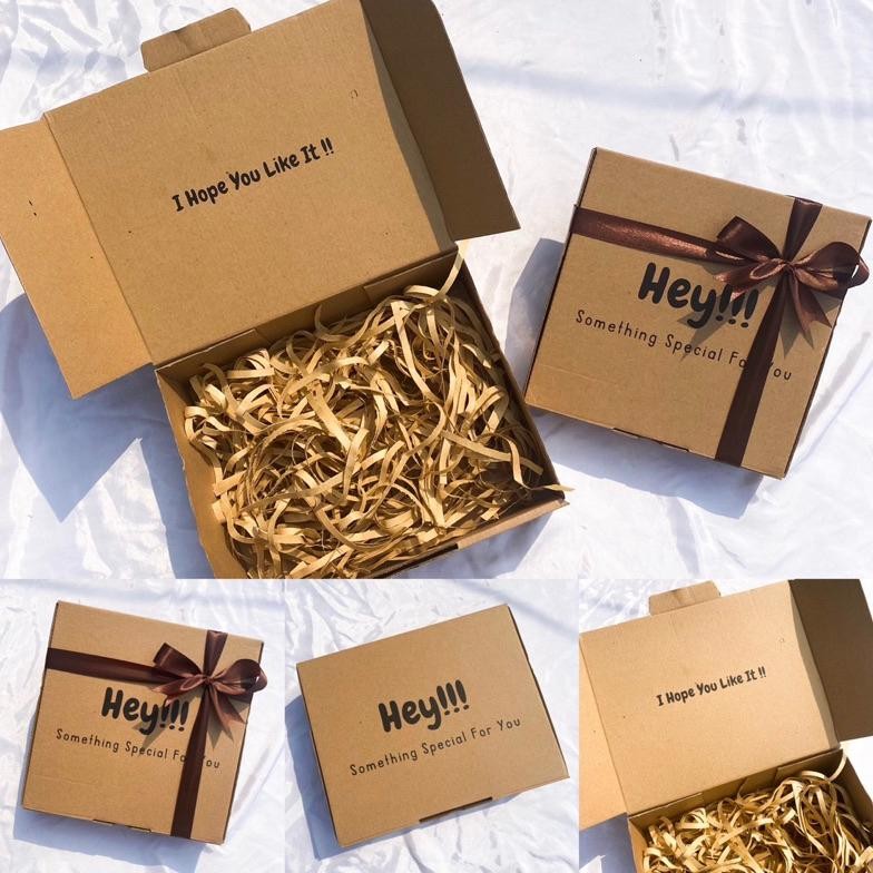 

Promo Spesial!! [LUCY BAG]HAMPERS GIFT BOX TAS CEWEK/KADO PACAR/KADO VALENTINE/KADO ANNIVERSARY/KADO WISUDA/KADO WEDDING/HADIAH ULANG TAHUN/HAMPERS LEBARAN/HAMPERS RAMADAN/KADO HARI IBU/KADO HARI GURU Terlaris