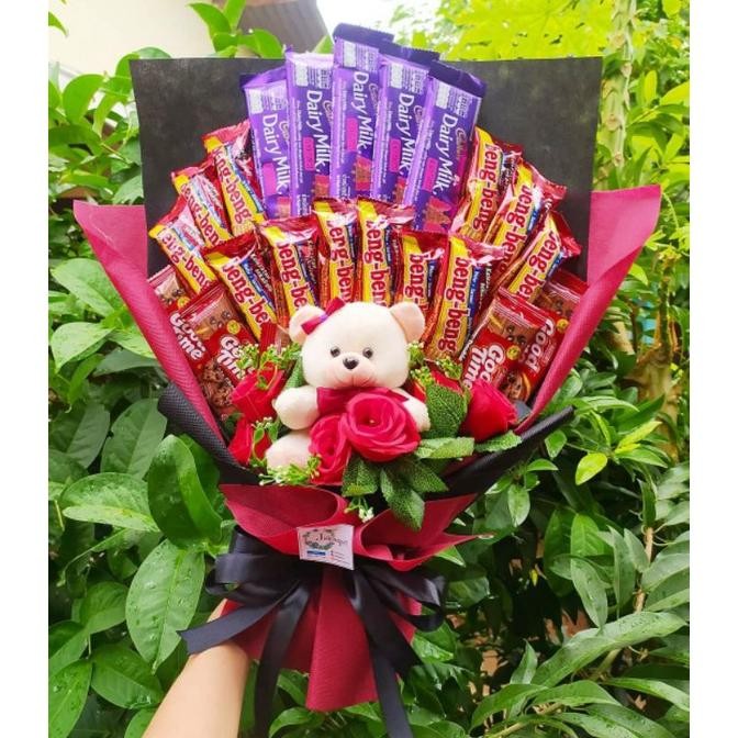 

dvc-78 (B) Buket BIG PREMIUM DAIRY MILK BENGBENG BONEKA LUCU DAN BUNGA HADIAH ANNIVERSARY ULANG TAHUN SIDANG/paket/bingkisan Snack Ulang Tahun/Ultah/ Wisuda/Kado/Hadiah Original