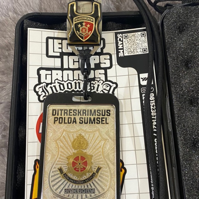 

Terbaru!!! Paracord Tactical Id Card (Satu Paket