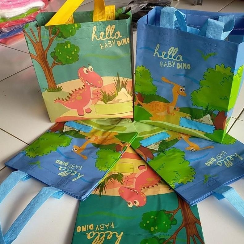 

ORIGINAL Goodiebag ulang tahun 25x25x15 DINO[Lusinan isi 12pcs] - tas ulang tahun baby dino gj-46