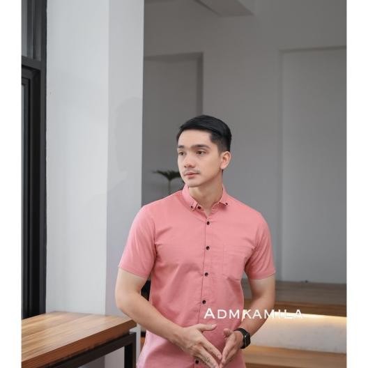 Kemeja Pria Cowok Polos Slimfit Kasual Basic Hem Lengan Dek Pink