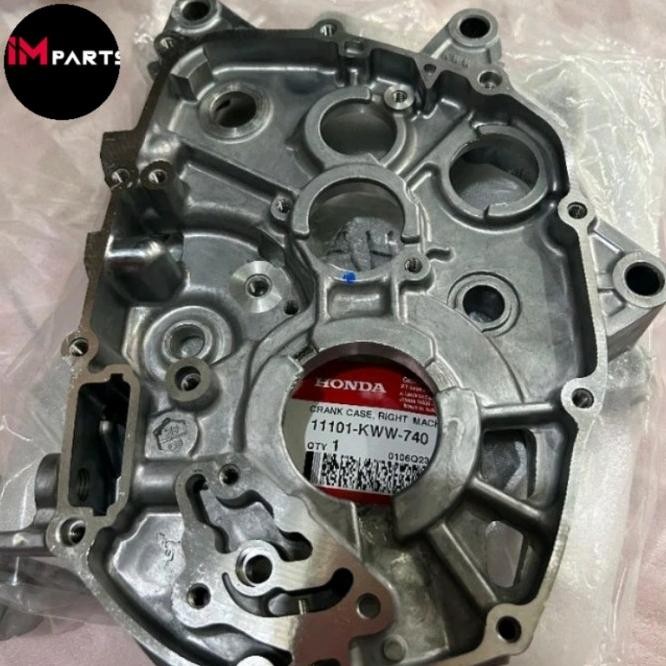 Crankcase Blok Mesin Kanan Tap Oli Honda Revo Fi Original Ahm