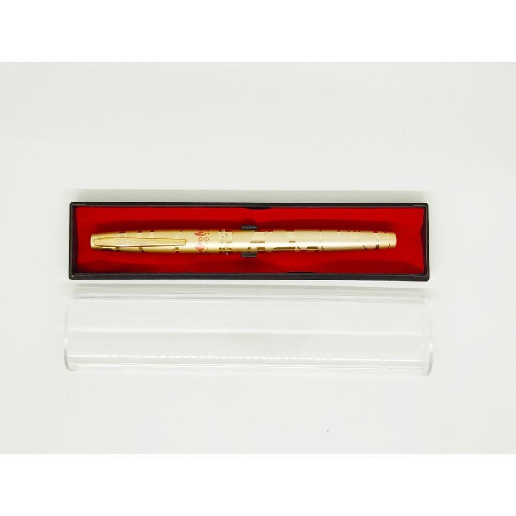 

edf-62 Fountain Pen Gold White Feather Pena pulpen Tinta Gold Feather Pena isi ulang Murah