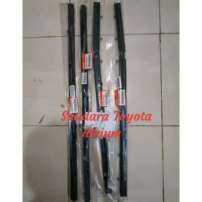 Sparepart Mobil Pelipit Karet Kaca Luar Honda City Gm2 2009 2010 2011 2012 2013 4Pcs