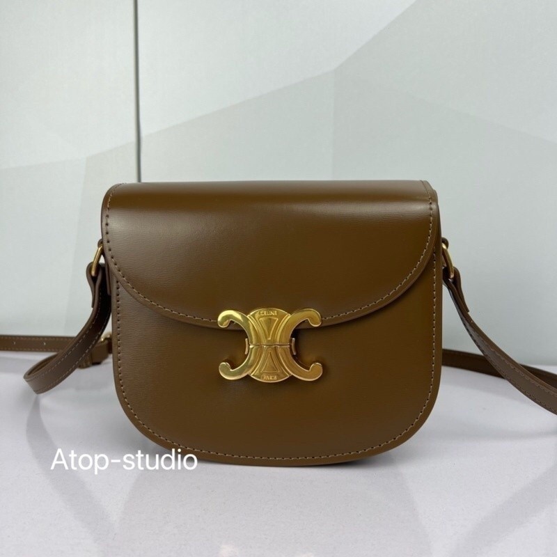 Pre Order Tas Branded CEline Besace Triomphe tas slempang sling bag size18.5*16*600