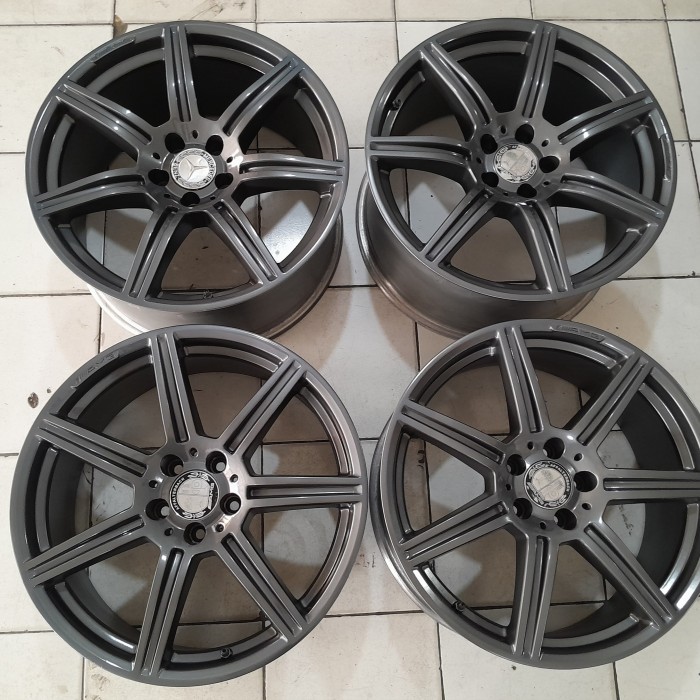 Velg pelek mobil Second murah rep Amg ring 19 mercy inova camry