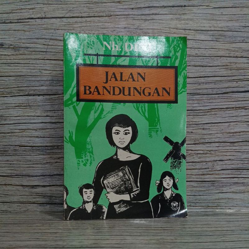Nh. Dini - JALAN BANDUNGAN