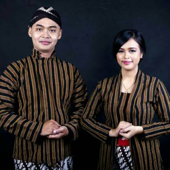 Kodeq7Q1c Baju adat jawa // Baju lurik jawa pria / baju lurik wanita / surjan lurik / kebaya lurik w