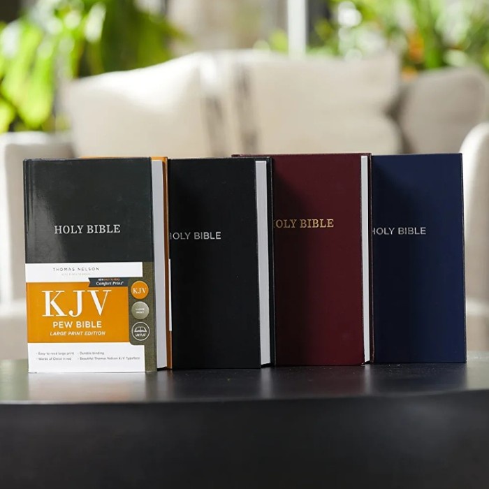TN: HOLY BIBLE: KJV. PEW BIBLE LARGE PRINT 12.5 HARDCOVER RED LETTER