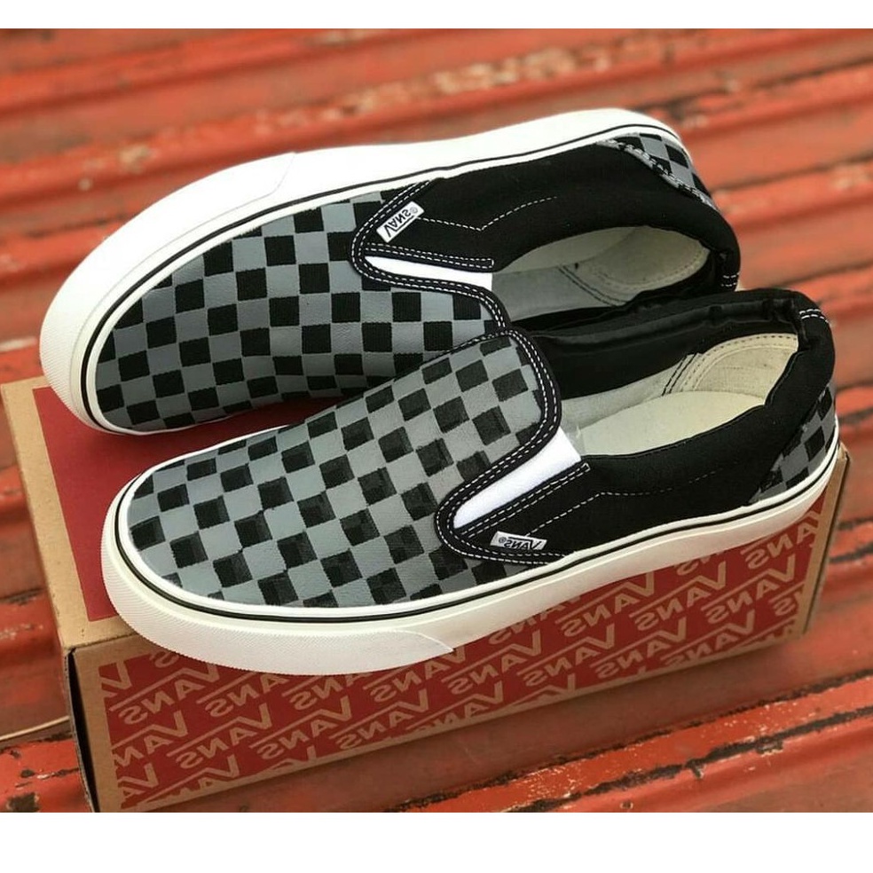 TREND TERBARU PGS PREMIUM Sepatu Sneakers Kasual Catur Slip On Checkerboard Hitam Putih Grade Ori Pr
