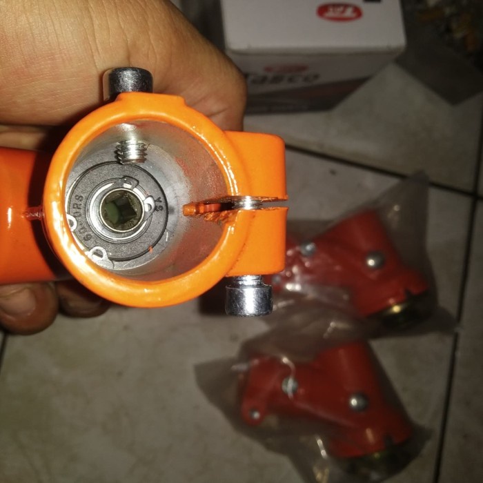 [Gunting] Gear Case/Kepala Babi Mesin Potong Rumput Segi 4 [Rumput]