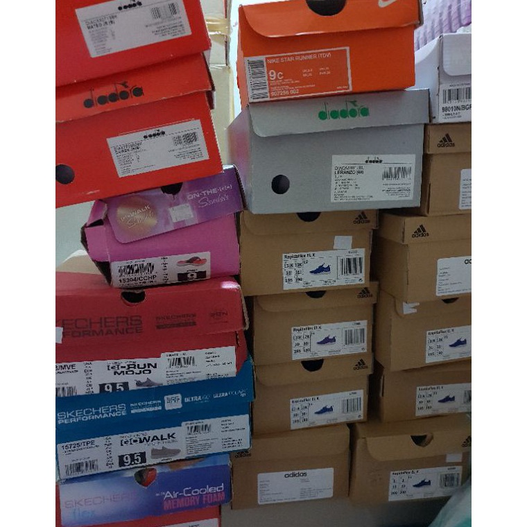 Siap KirimH2t7S LIVE Sepatu dan baju anak