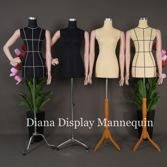 MANEKIN FULL BUSA TUSUK JARUM TANGAN