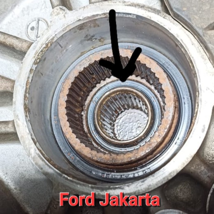 New Seal Dalam Kanan Transmisi Mazda Cx9. Seal Xh0200F Kode Ma348