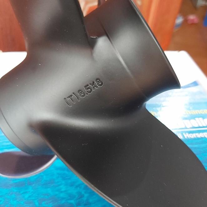 Propeller / Kipas Mesin Tempel Tohatsu 9.8Pk