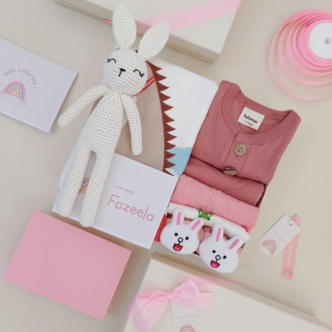 

Hampers Bayi | Kado Lahiran | Hampers Bayi Eksklusif