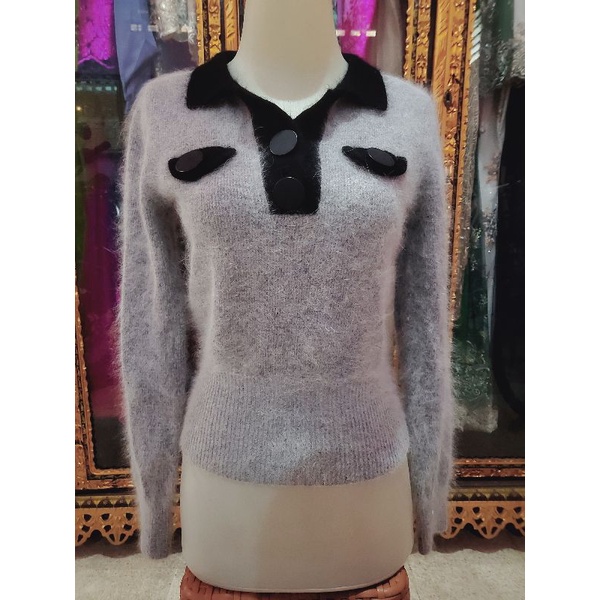 Sweater Bulu / Kemeja Bulu Abu