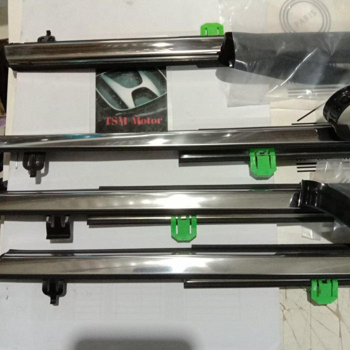 Pelipit List Karet Pintu Kaca Luar Honda CRV Gen 4 2013-2016