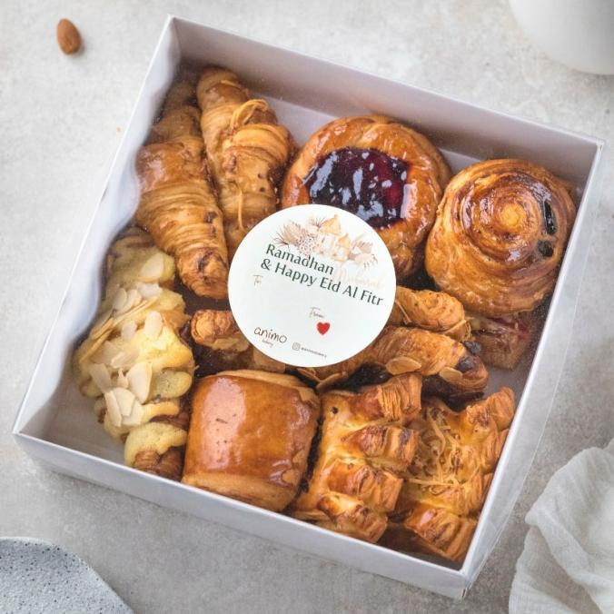 

PAKET HAMPERS 1 ( MIXED PASTRIES)