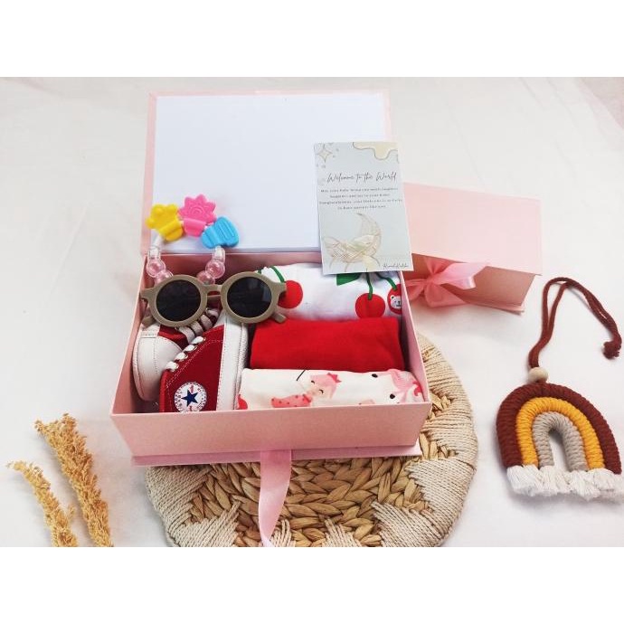 

Hampers baby girl dress kado bayi perempuan giftset
