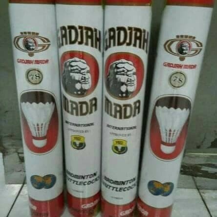 Shuttlecock Gajah Mada