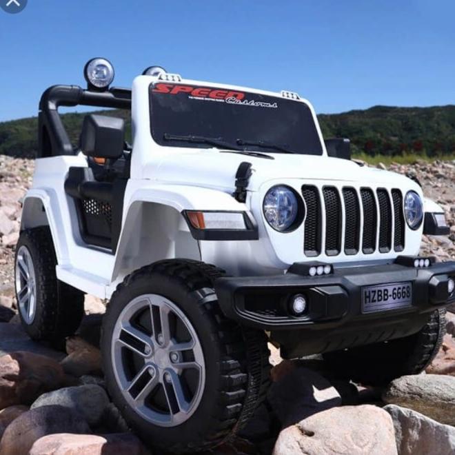 Mobil Mainan Anak Aki Jeep Rubicon Wrangler Ban Karet