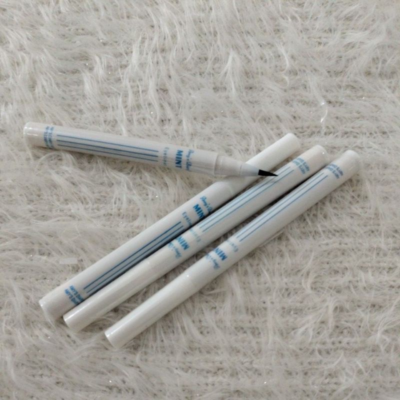 EYELINER SPIDOL WARNA HITAM AMY'S DIARY