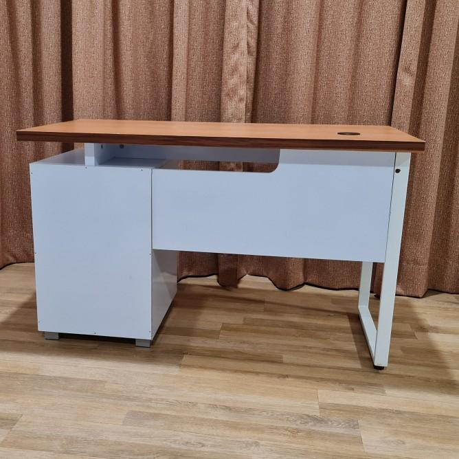 Meja Kaki Besi Putih Laku Laris Dicari Garansi Meja Tulis Kantor 566