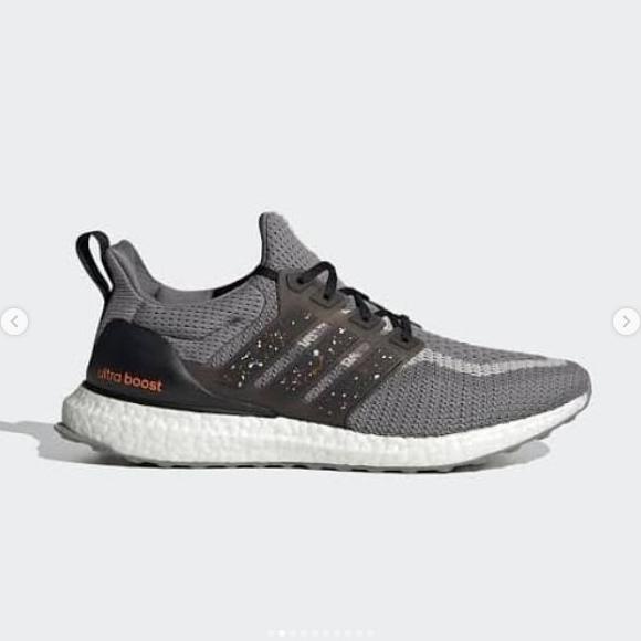 Sepatu Running Olahraga Lari Pria Adidas Ultraboost DNA CTY HO CHI Ori