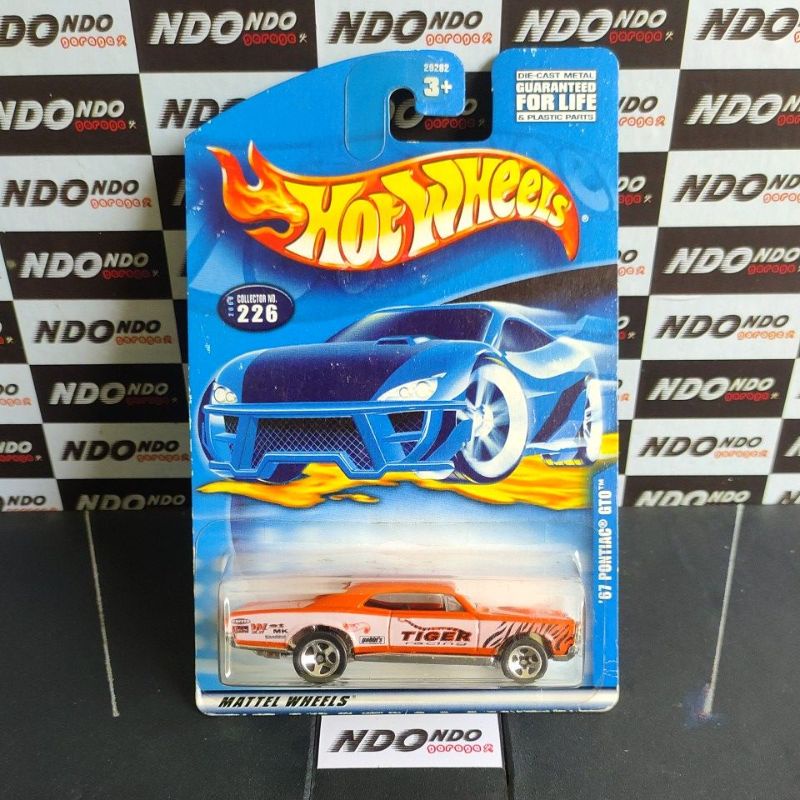 Hot Wheels '67 Pontiac GTO Orange - 2000 Mainline