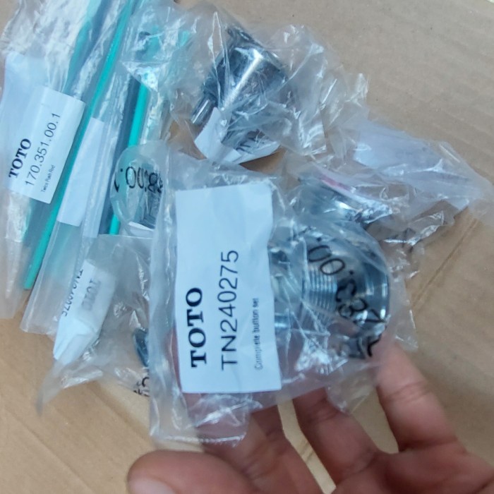 Tombol kloset TOTO TN240275 2 tombol
