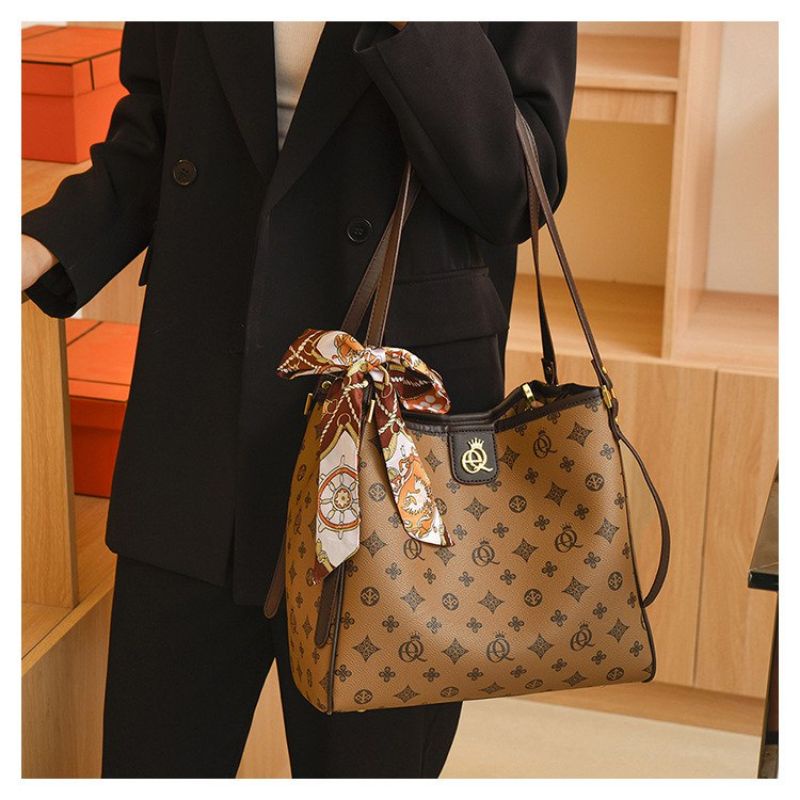 tas selempang wanita mewah,tas selempang wanita murah,tas selempang wanita kekinian,tas wanita simpl