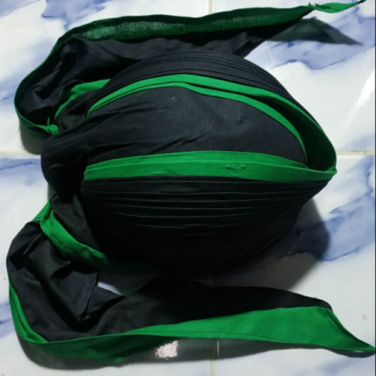 (25T✰<✼ Blangkon Jogja Lipat Hitam Lis Hijau Sliwir Ukuran Pria Dewasa dan Anak Kecil " JUMBO dan KE