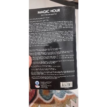

preloved novel magic hour