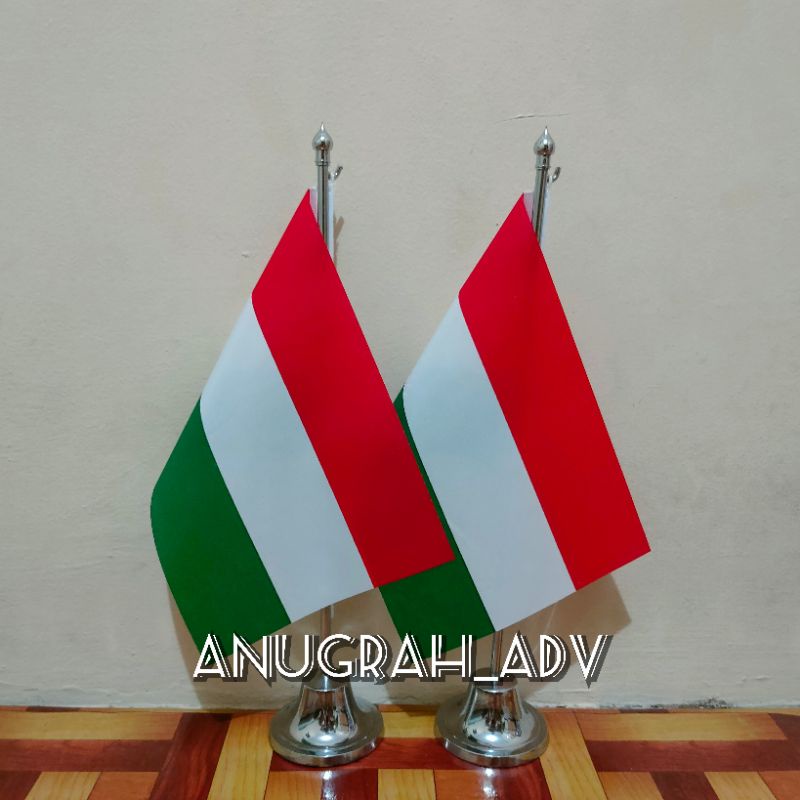 

tiang stainless bendera meja HUNGARIA