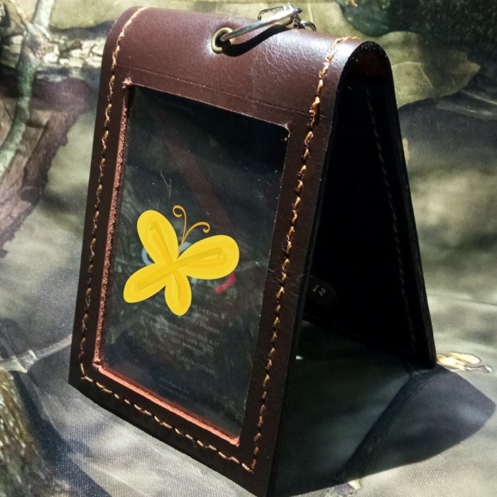 

DISKON Leather ID Card Wallet holder gantungan bolak balik