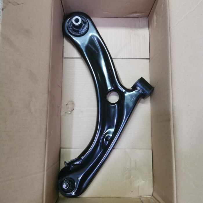 Lower Arm Honda Mobilio /Brio ORIGINAL