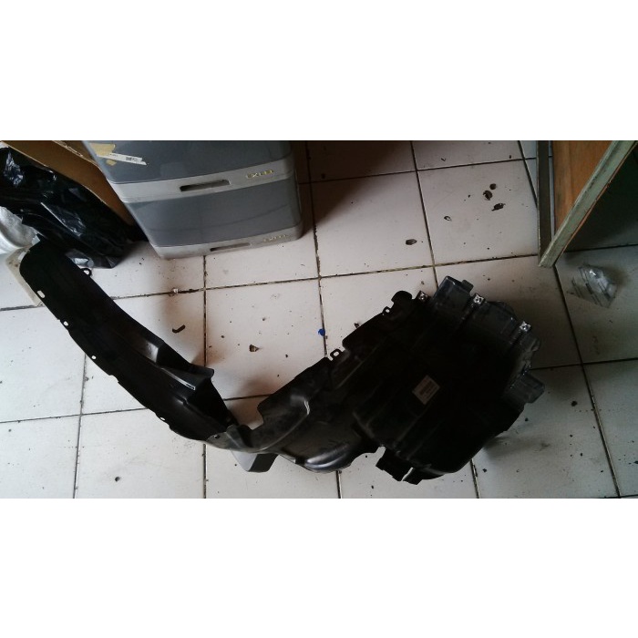 [Original] Liner Fender Avanza Tipe S Ori 1Pc Terbatas