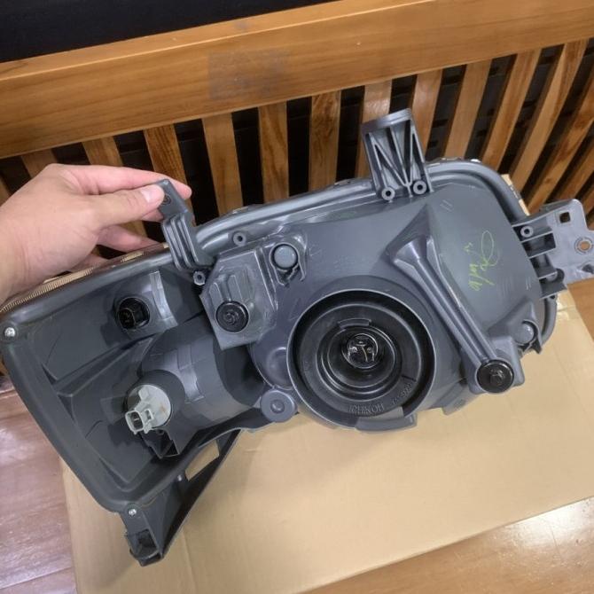 Terbaik Daihatsu Ori Headlamp Lampu Depan GrandMax KIRI/LH 81150-BZ130 (ro00cpt)