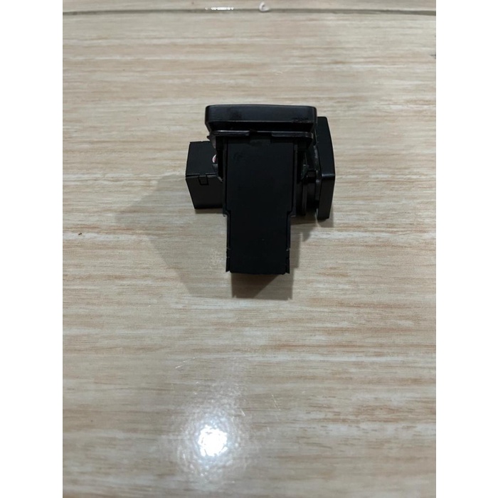 Switch Saklar Tombol Lampu Kabut Foglamp Mobil Grandmax Luxio Terios terpercaya