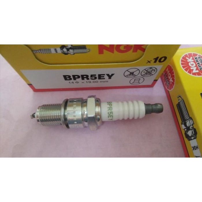 Busi Spark Plug Mobil Toyota Kijang Krista 1.8 BPR5EY NGK Asli terbaik